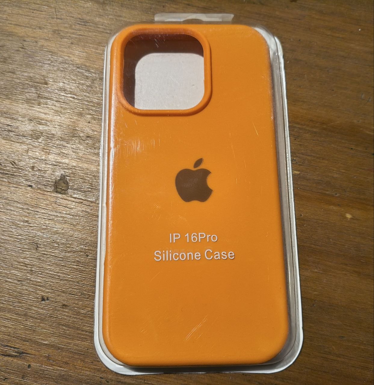 Funda Iphone 16 Pro Silicon Case Naranja